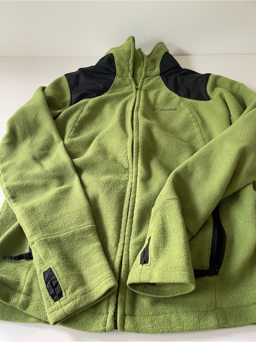 Columbia Women’s Lime Green Fleece Jacket with Black Shoulder Accents